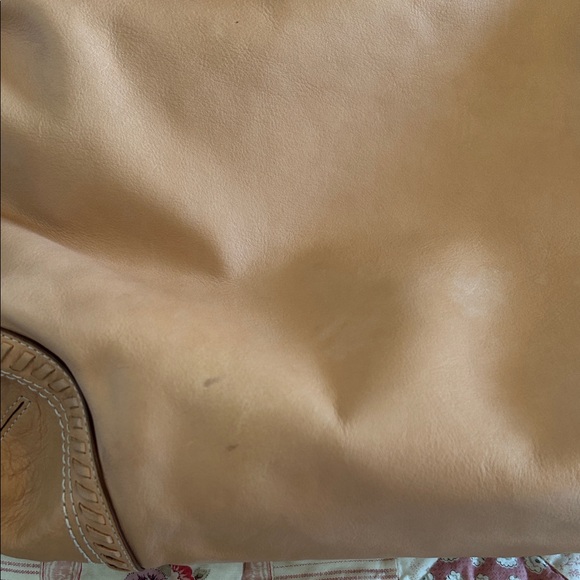 Coach Poppy Whipstich Beige Leather Shoulder Bag - Picture 15 of 16